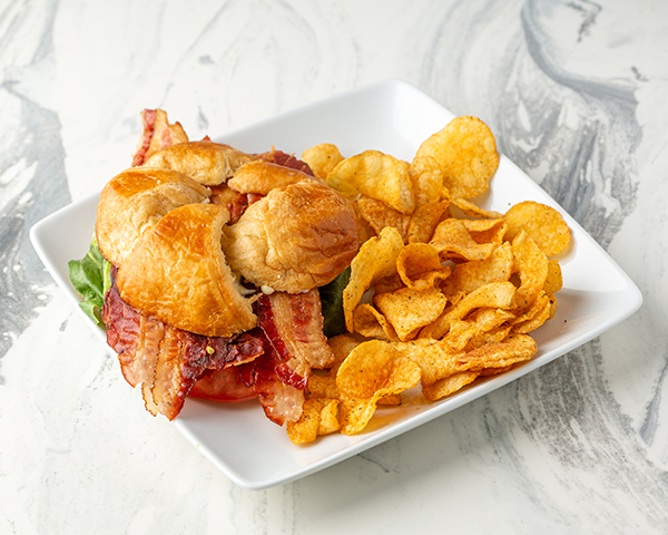 Coffee Shop and Cafe, Luna Crescente at Caffe Luna